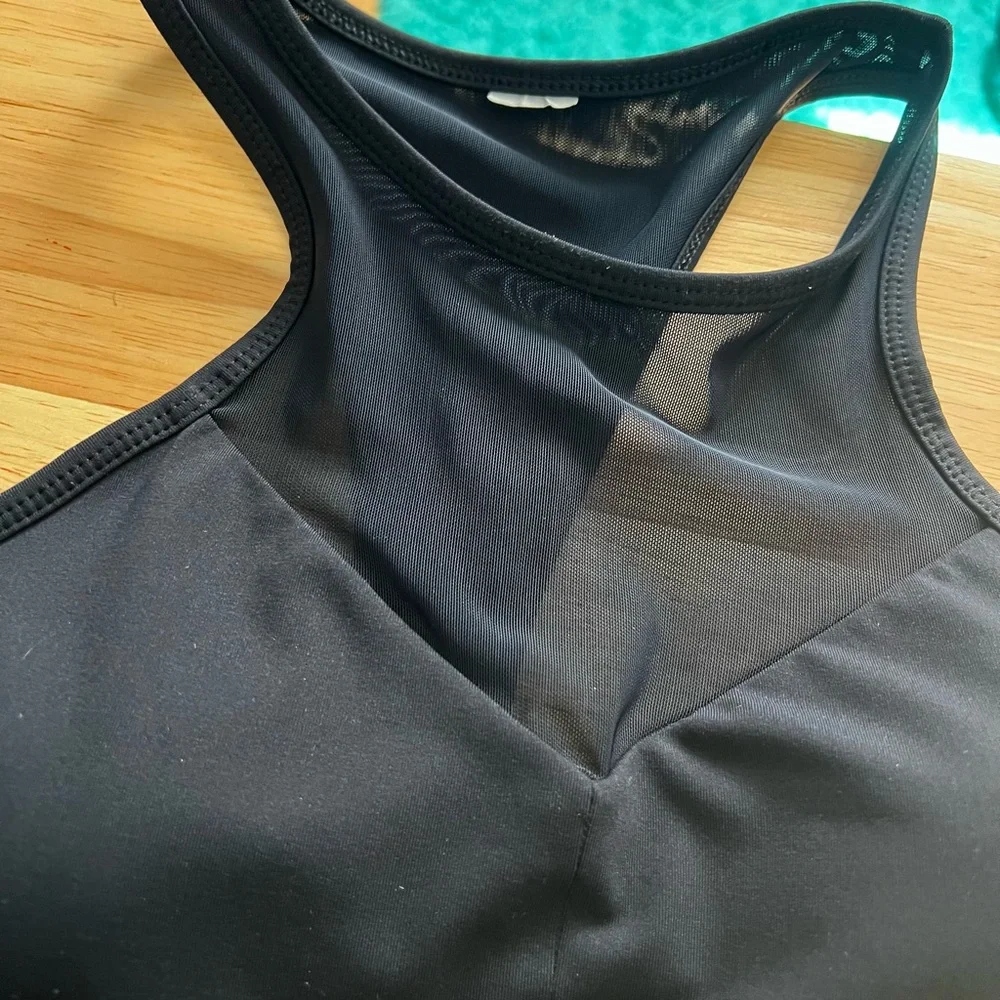 Fabletics Megan Black Mesh Sports Bra Size XS
